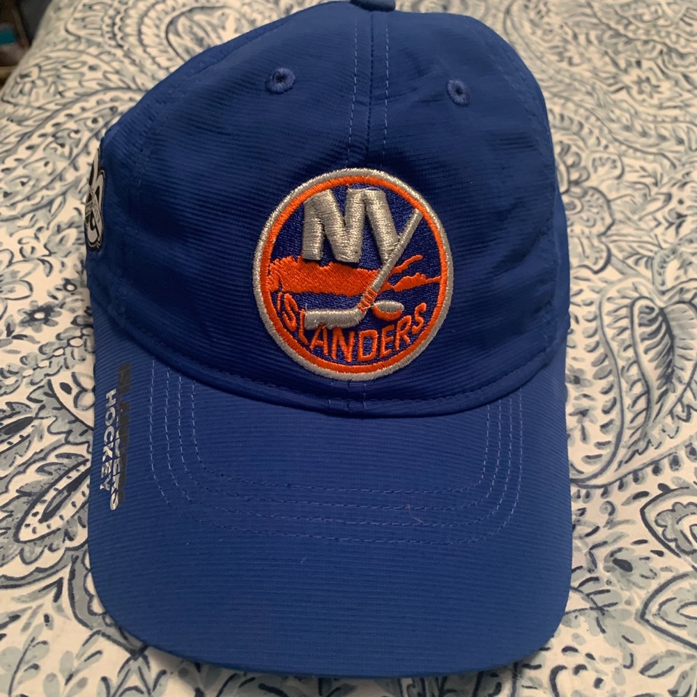 New York Islanders hat